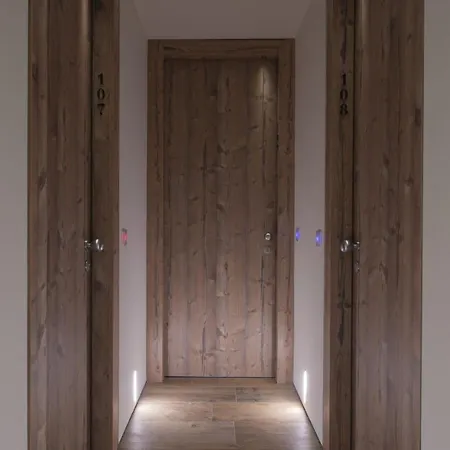 Rascard Hotel 3*