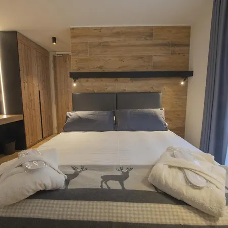 Rascard Hotel 3*