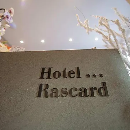 酒店 Rascard